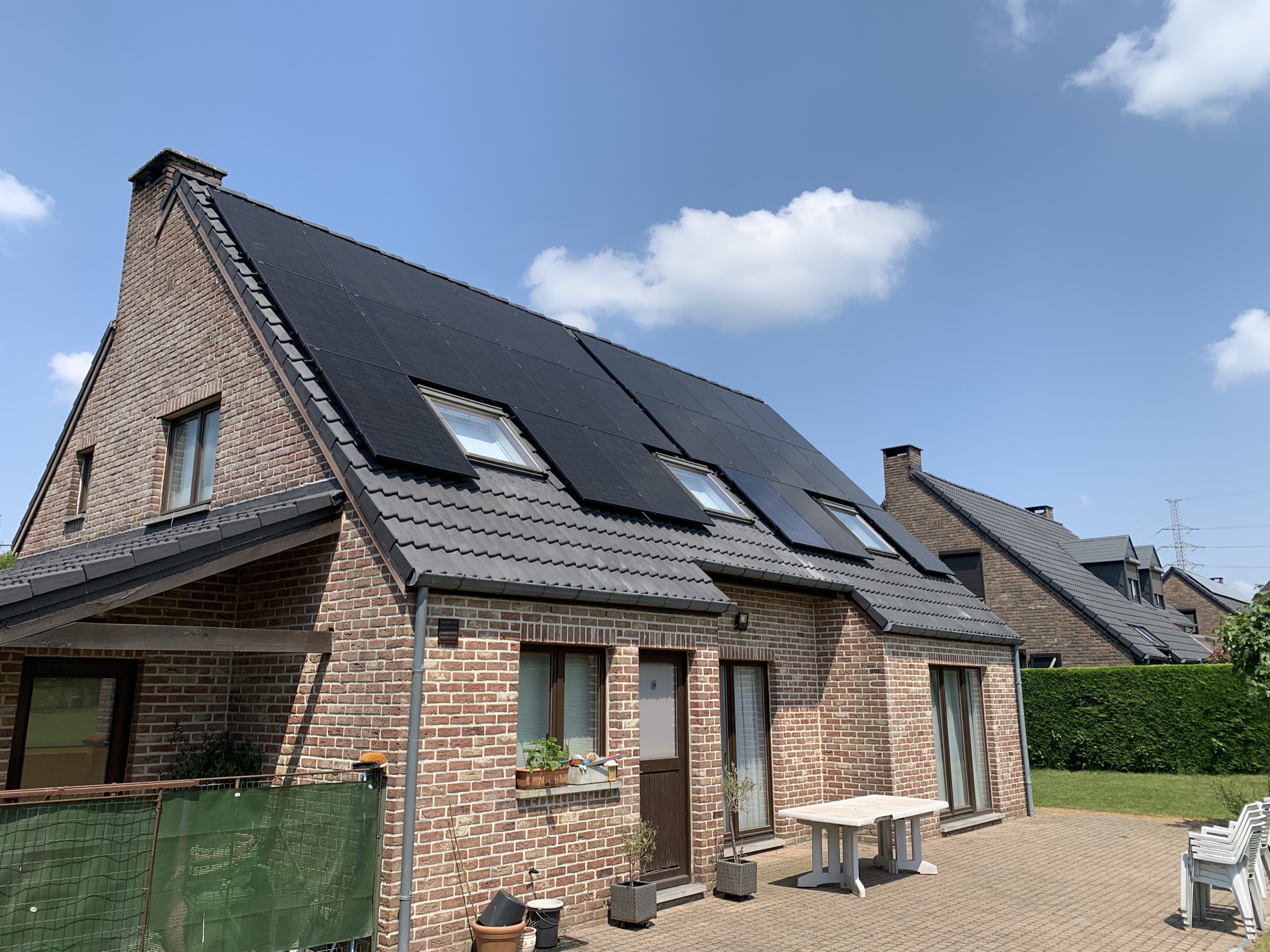 NRJ+ : Installation Photovoltaïque Efficace à Beaufays - 26 Panneaux de 420W